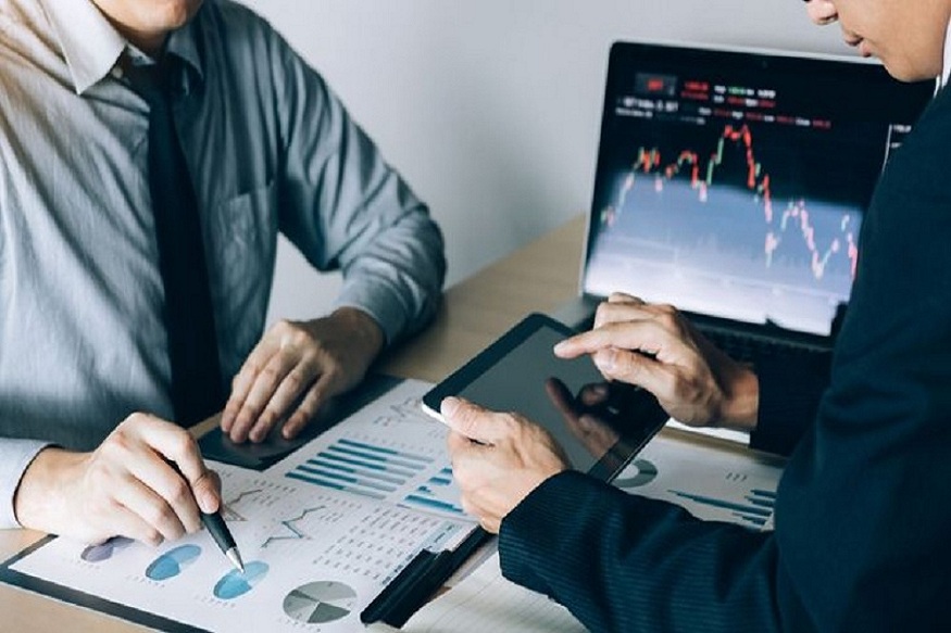 Scott Tominaga Shares How to Identify Key Players in the Financial Industry